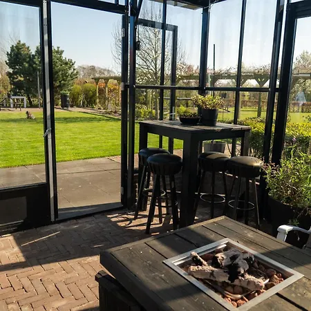 De Parel Bed & Breakfast Breezand (North Holland)